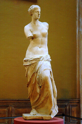 Estátua Grécia antiga