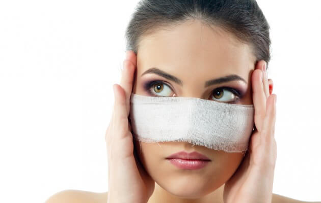 Procedimento e recuperação da Rinoplastia